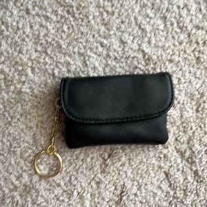 NWOT COLAB SMALL TEXTURED VEGAN LEATHER WALLET/COIN PURSE/KEY RING